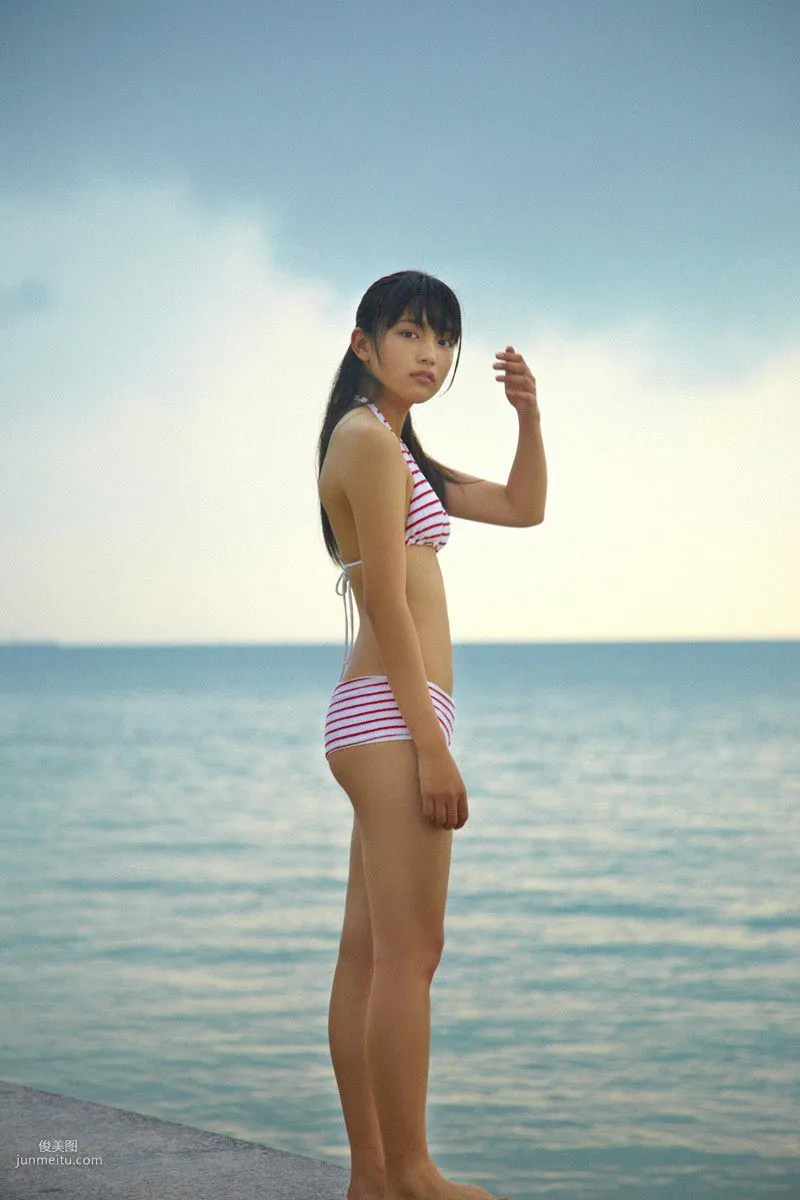 [Wanibooks] NO.100 Haruna Kawaguchi 川口春奈 写真集126