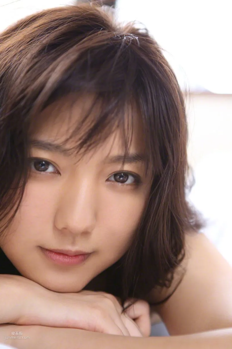 [Wanibooks] NO.131 Erina Mano 真野恵里菜 写真集72