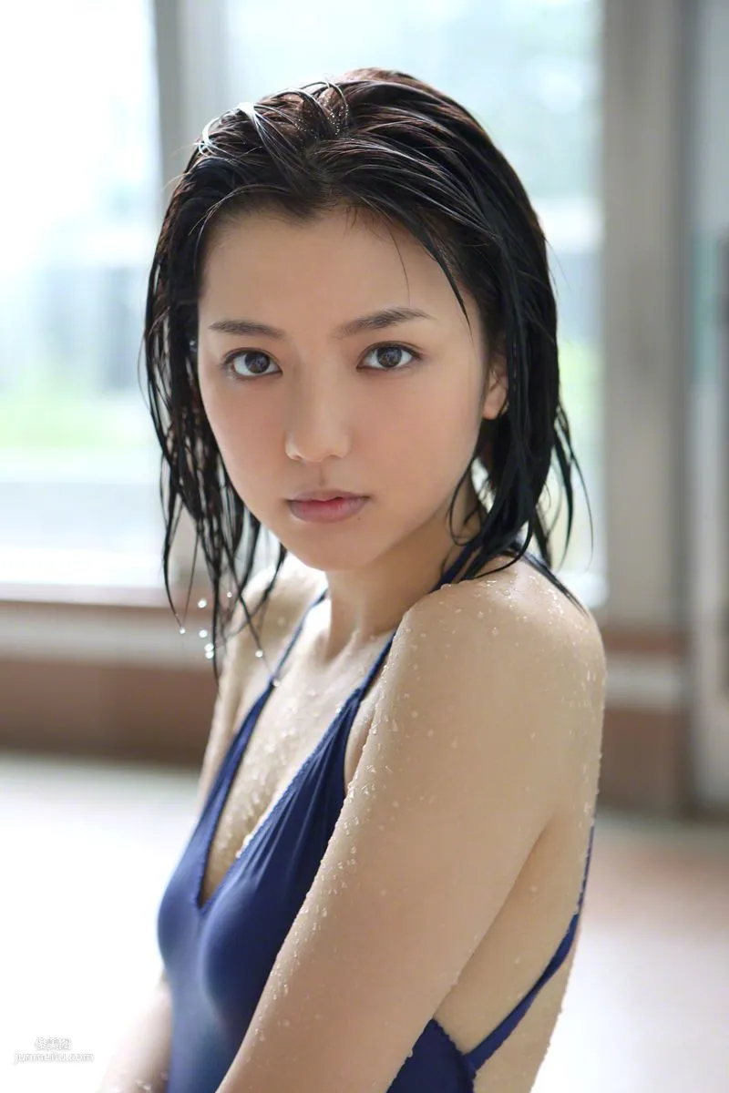 [Wanibooks] NO.131 Erina Mano 真野恵里菜 写真集126