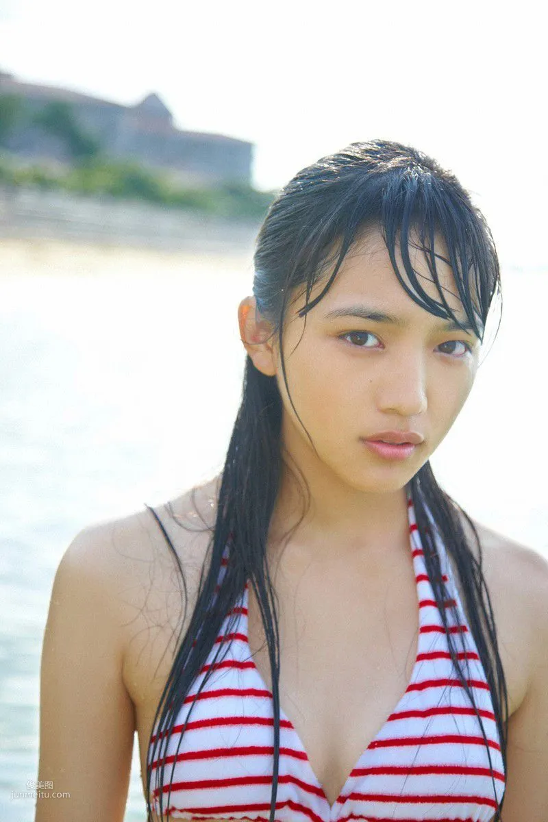 [Wanibooks] NO.100 Haruna Kawaguchi 川口春奈 写真集142