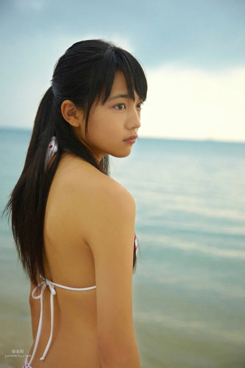 [Wanibooks] NO.100 Haruna Kawaguchi 川口春奈 写真集129