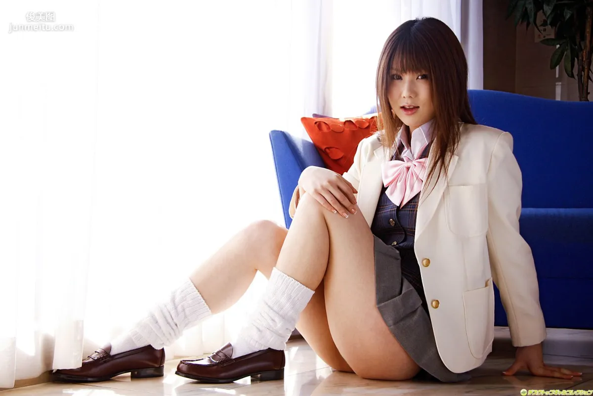 [DGC] NO.561 Yukina Momoyama 桃山ゆきな 制服美少女天国 写真集24