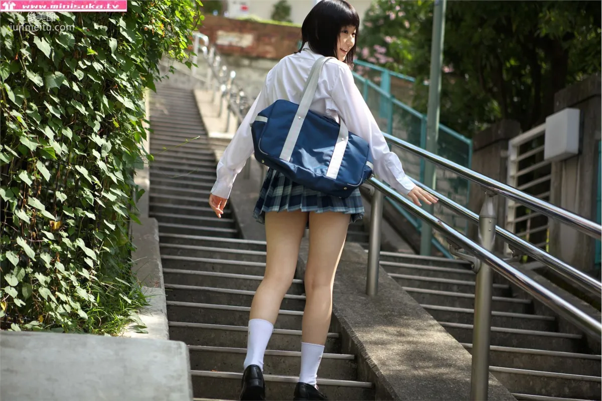 三崎鈴 现役女子高生 [Minisuka.tv] Special Gallery 写真集35