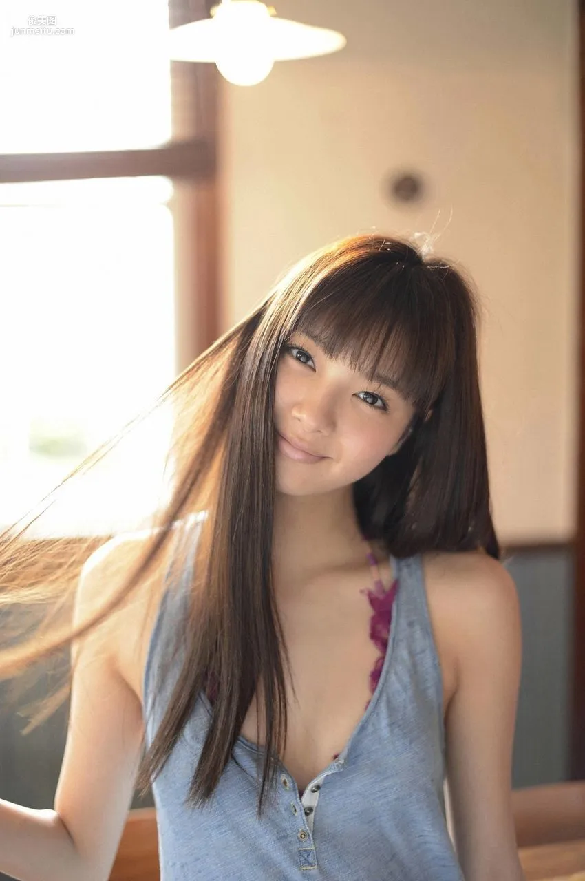 新川優愛《美しすぎる彼女に一目惚れ》 [WPB-net] No.157 写真集92