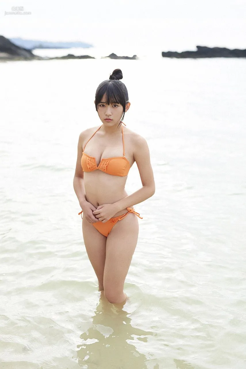 浅川梨奈《目が合ったらもう離れられない》 [WPB-net] No.188-189 写真集60