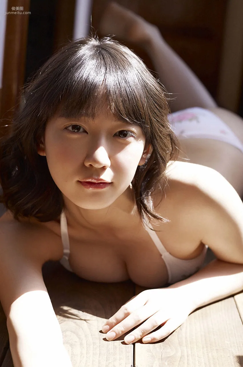 吉岡里帆《遠い記憶》 [WPB-net] No.183 写真集16