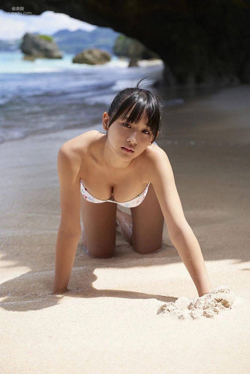 浅川梨奈《目が合ったらもう離れられない》 [WPB-net] No.188-189 写真集66