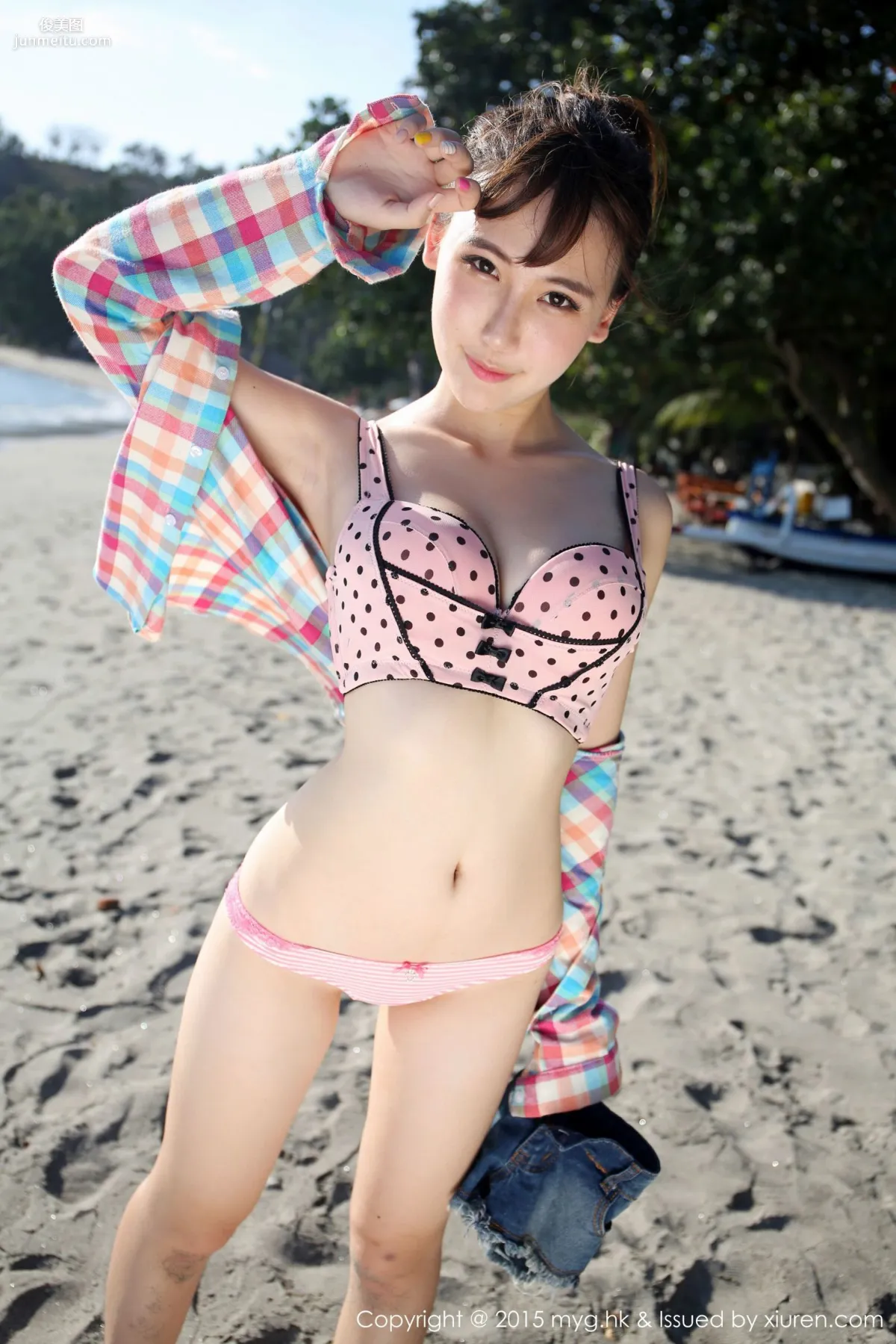 熊吖BOBO《海滩牛仔热裤+比基尼》 [美媛馆MyGirl] Vol.158 写真集17