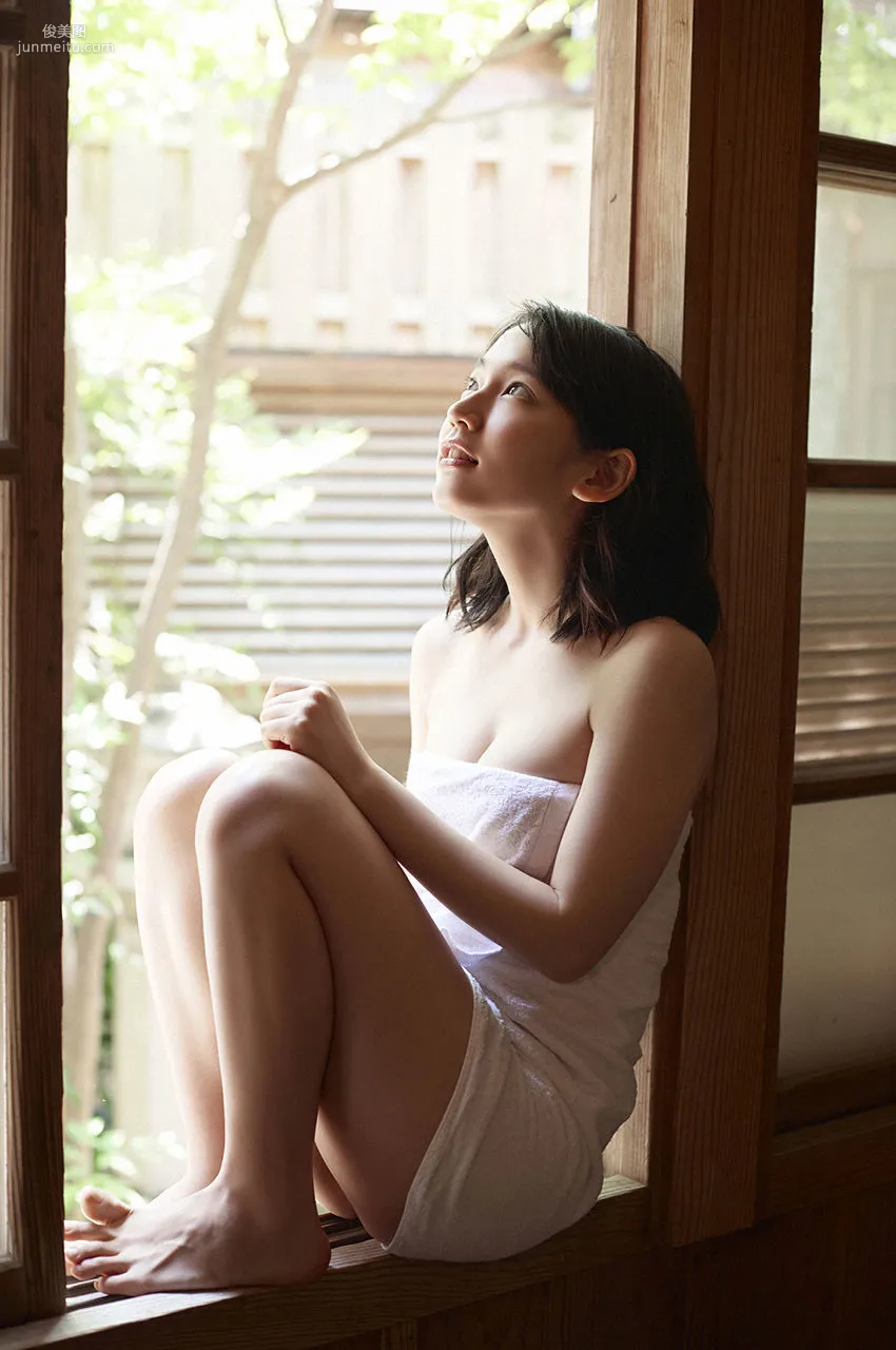 吉岡里帆《遠い記憶》 [WPB-net] No.183 写真集132