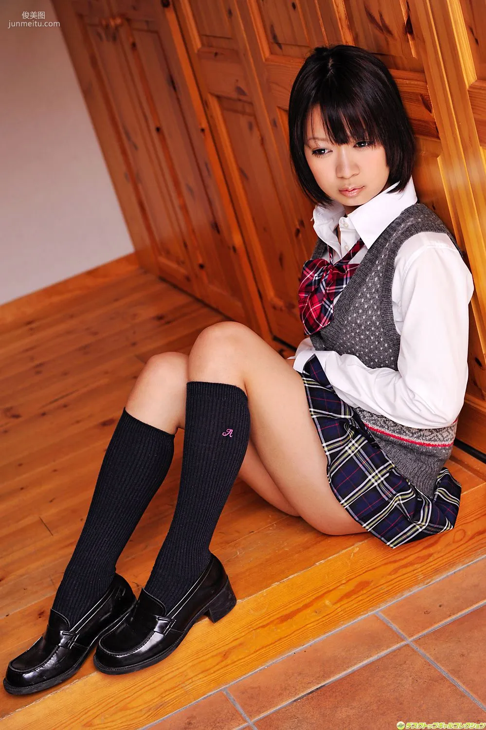 [DGC] NO.895 Kei Miyatsuka 宮塚蛍 制服美少女天国 写真集29