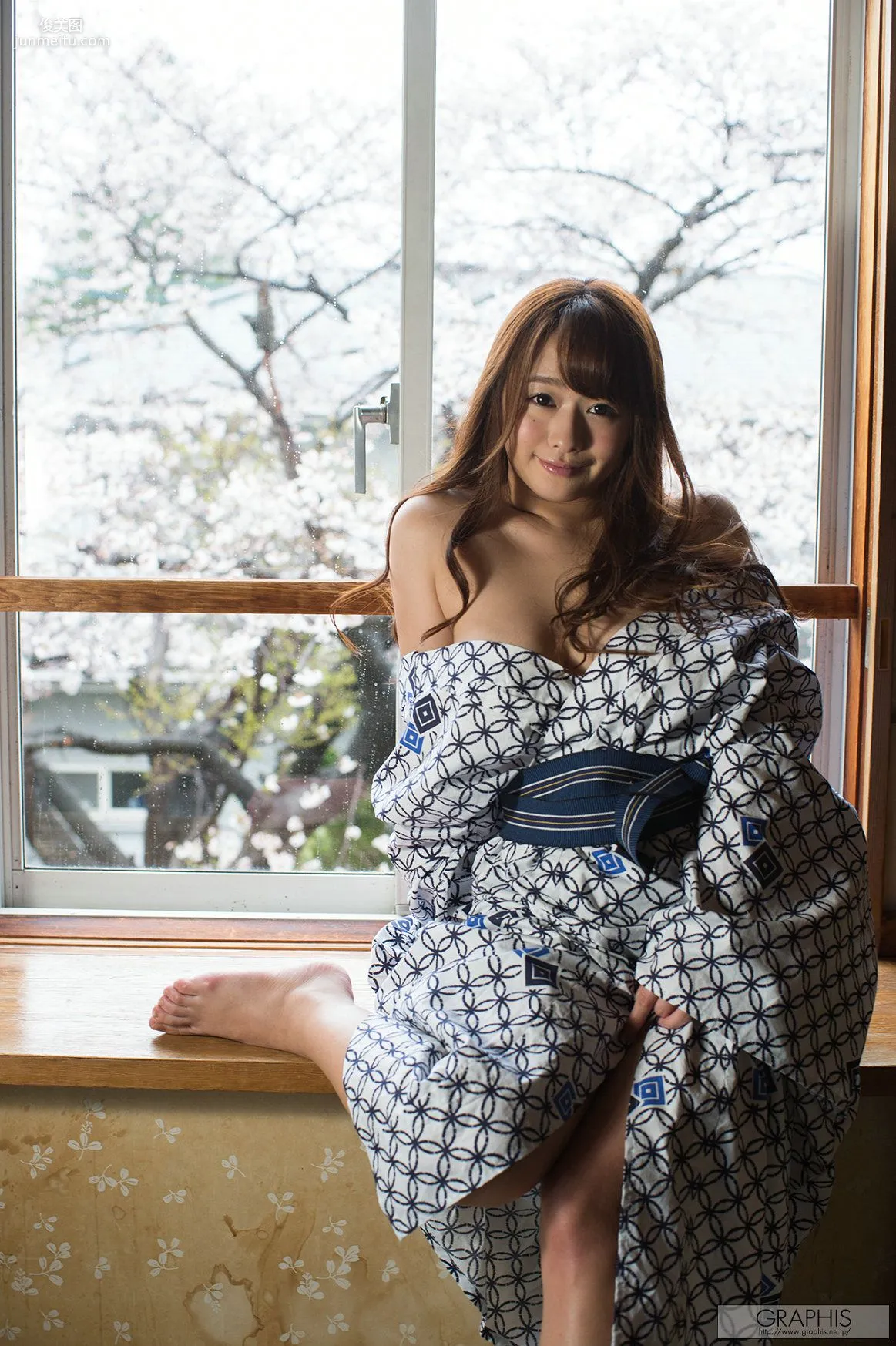 白石茉莉奈《Short Trip》 [Graphis] Gals 写真集21