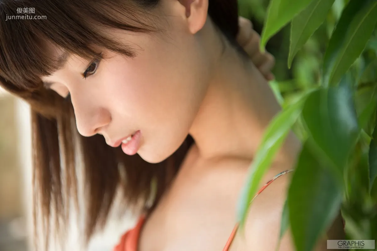 Mii Kurii 栗衣みい/栗衣美伊 [Graphis] First Gravure 初脫ぎ娘  写真集6