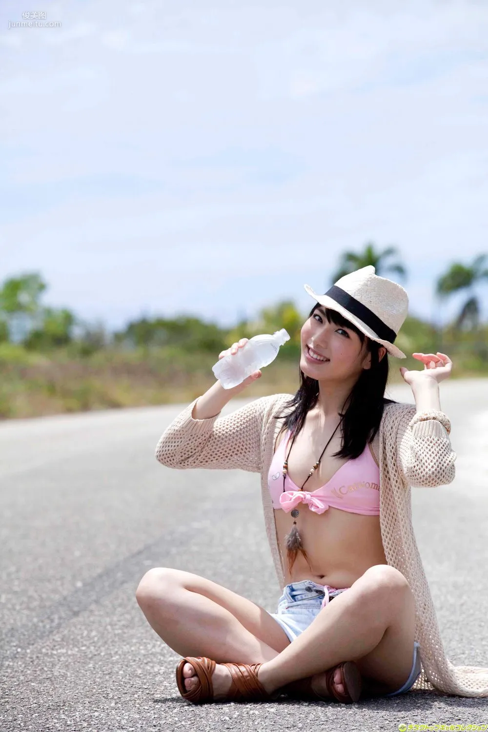 由愛可奈《見た目は清純。でもホントは淫乱なんです…》写真集 [DGC] NO.1063 35