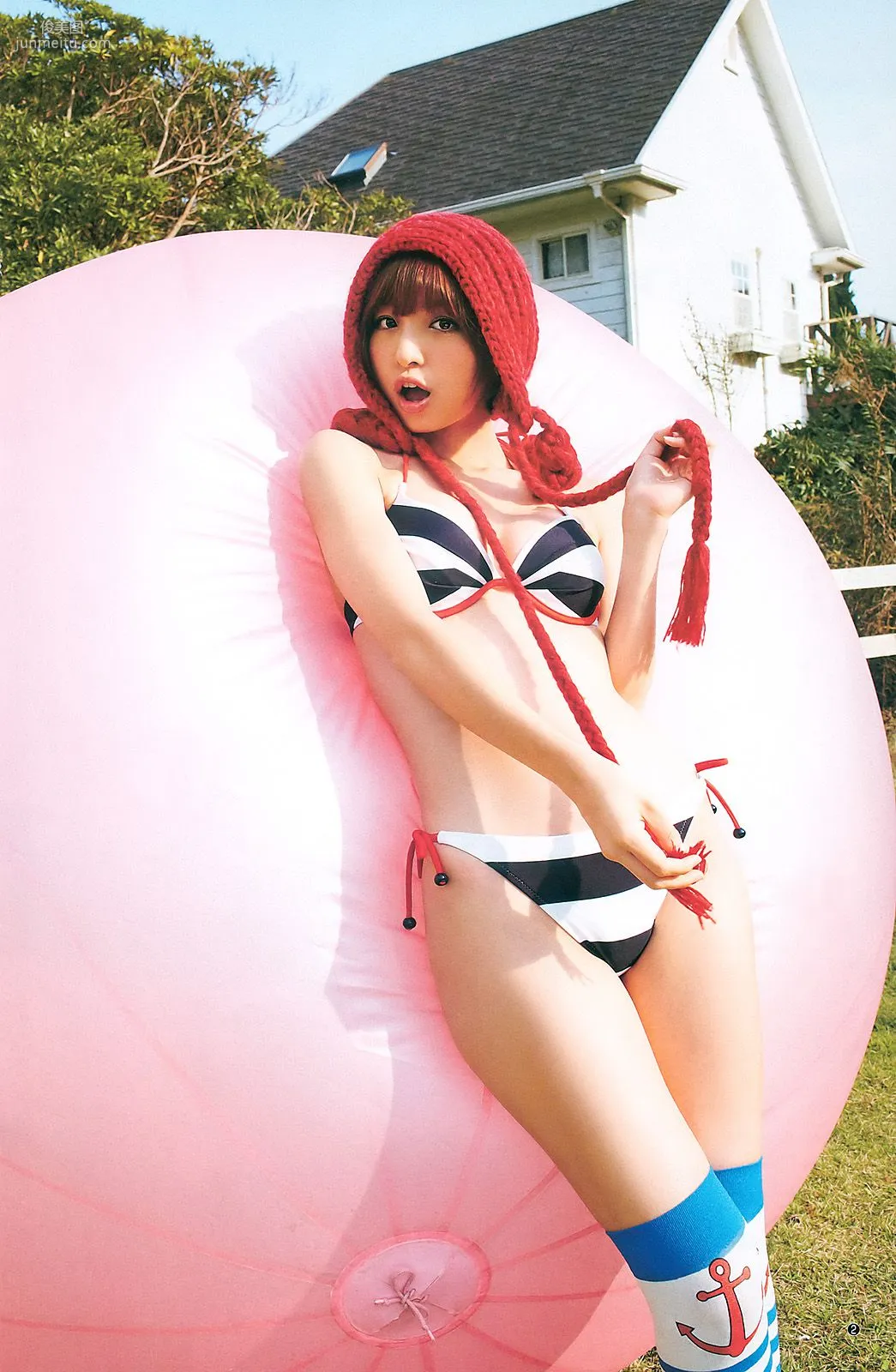 小林優美 篠田麻里子 [Weekly Young Jump] 2011年No.11 写真杂志9