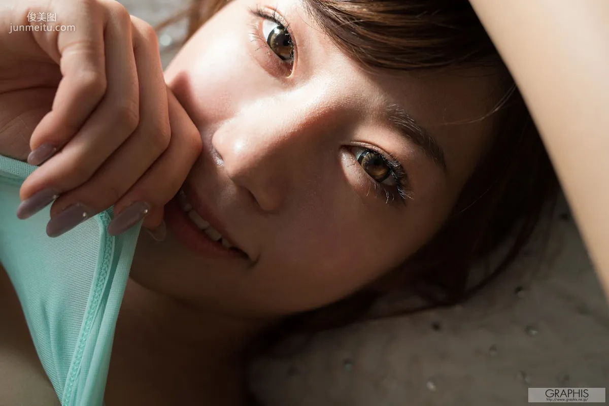 Tsubasa 翼 [Graphis] First Gravure 初脫ぎ娘 写真集44