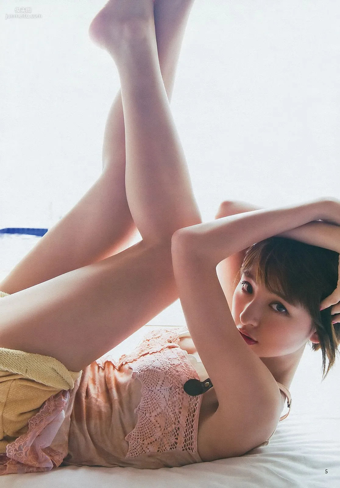 篠田麻里子 伊藤梨沙子 橋本愛 AKB48 [Weekly Young Jump] 2012年No.37-38写真杂志6