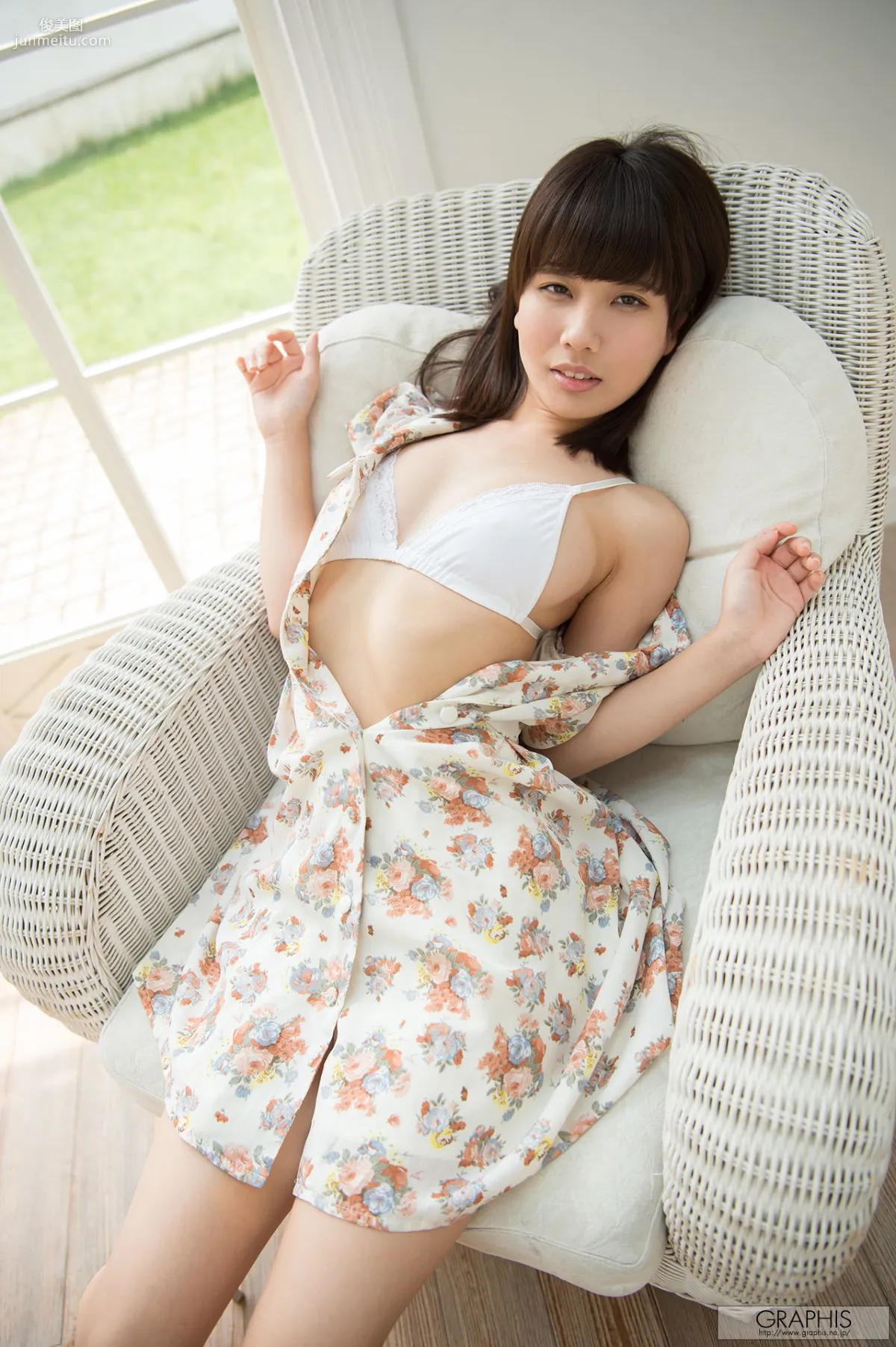 Mii Kurii 栗衣みい/栗衣美伊 [Graphis] First Gravure 初脫ぎ娘  写真集16