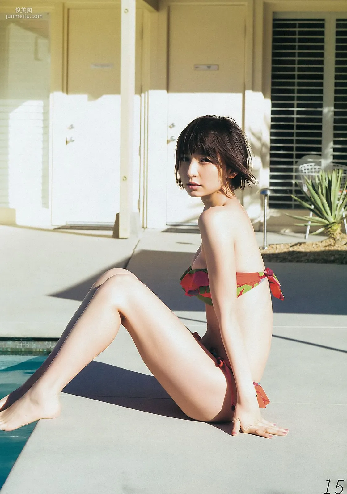 篠田麻里子《YJ完全独占！　1冊丸ごとALL篠田麻里子 in L.A.!!》 [Weekly Young Jump] 2015年No.04-05 写真杂志25