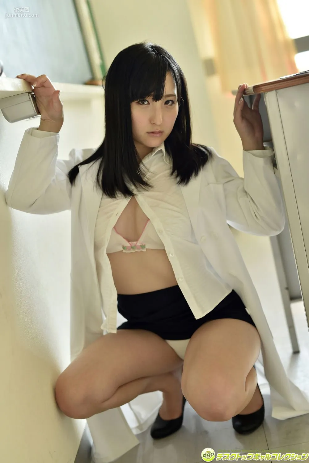 平野聪子《黒髪ロングに透き通る美肌の正統派美少女!》写真集 [DGC] NO.1214 85