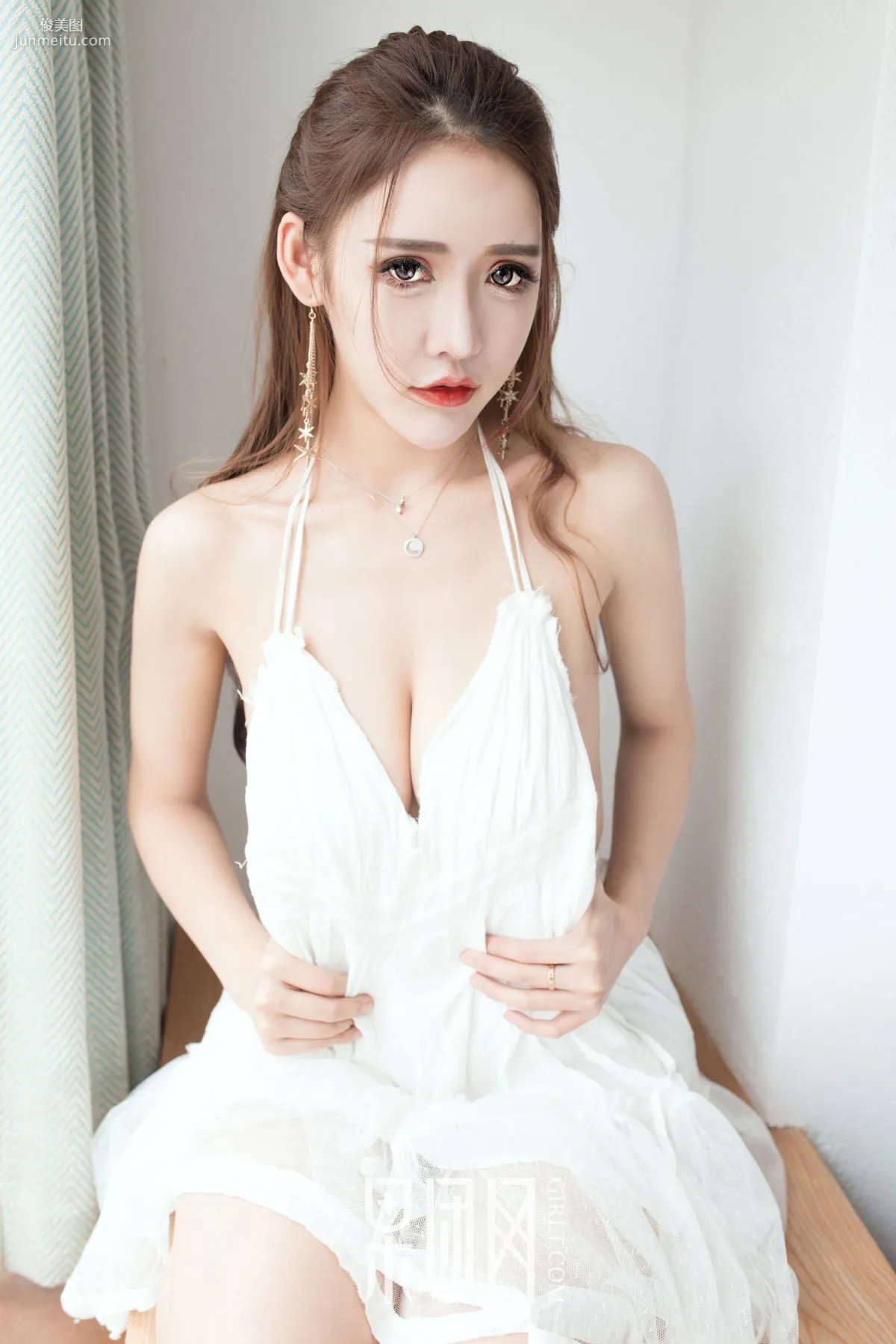 Lunana-lee《爆乳萝莉 尺度全开阳台大玩露出》 [果团网Girlt] No.011 写真集20