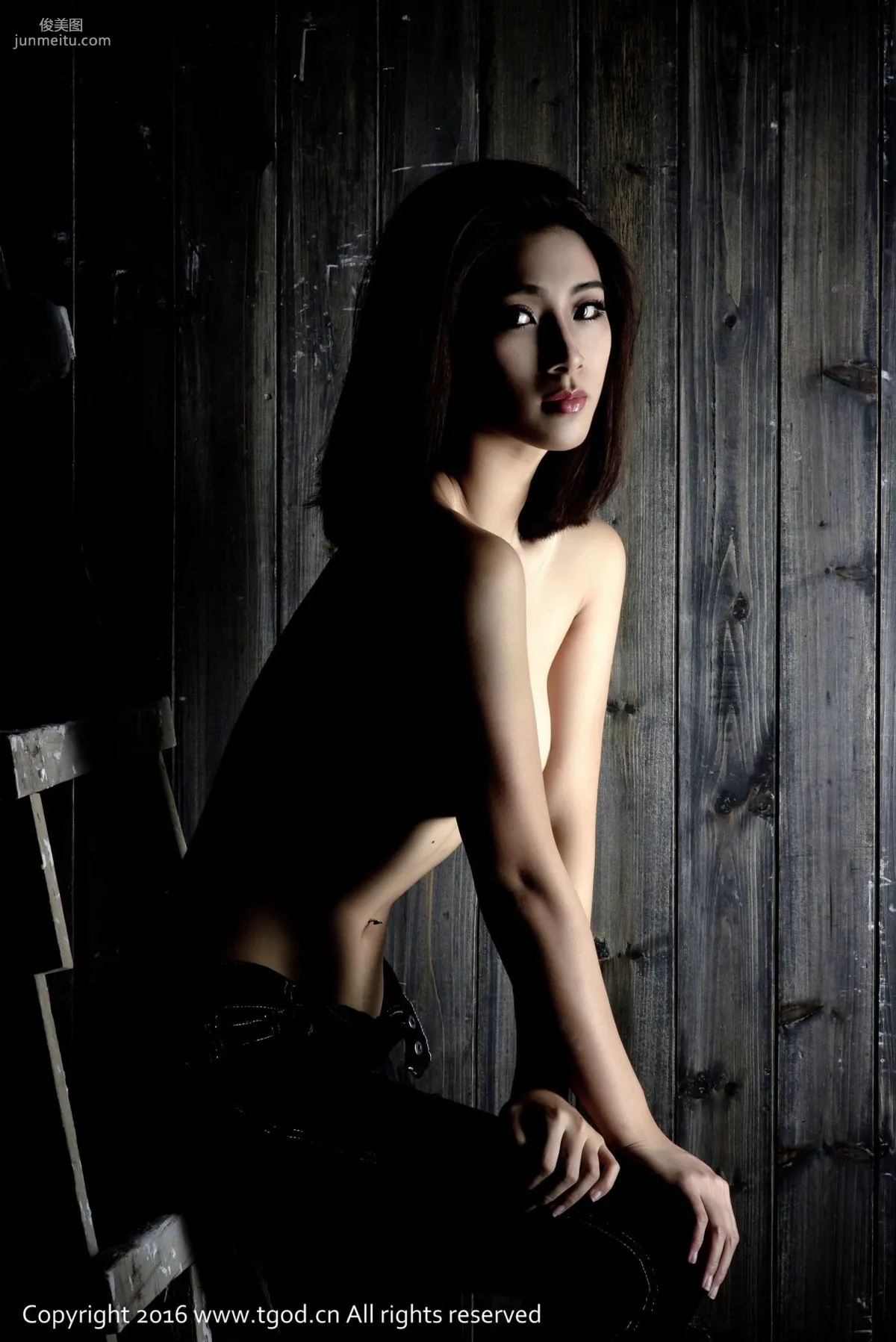 Lee小棠《迷恋纹身的女孩 原始的野性》 [推女神TGOD] 写真集60