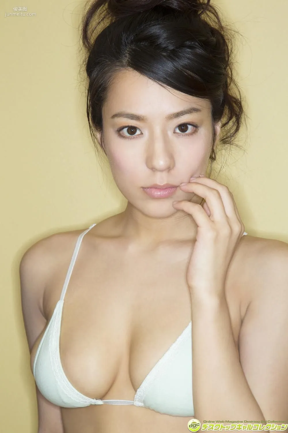 小瀬田麻由《抜群のプロポーションを思う存分堪能せよ!》 写真集 [DGC] 2017.0280