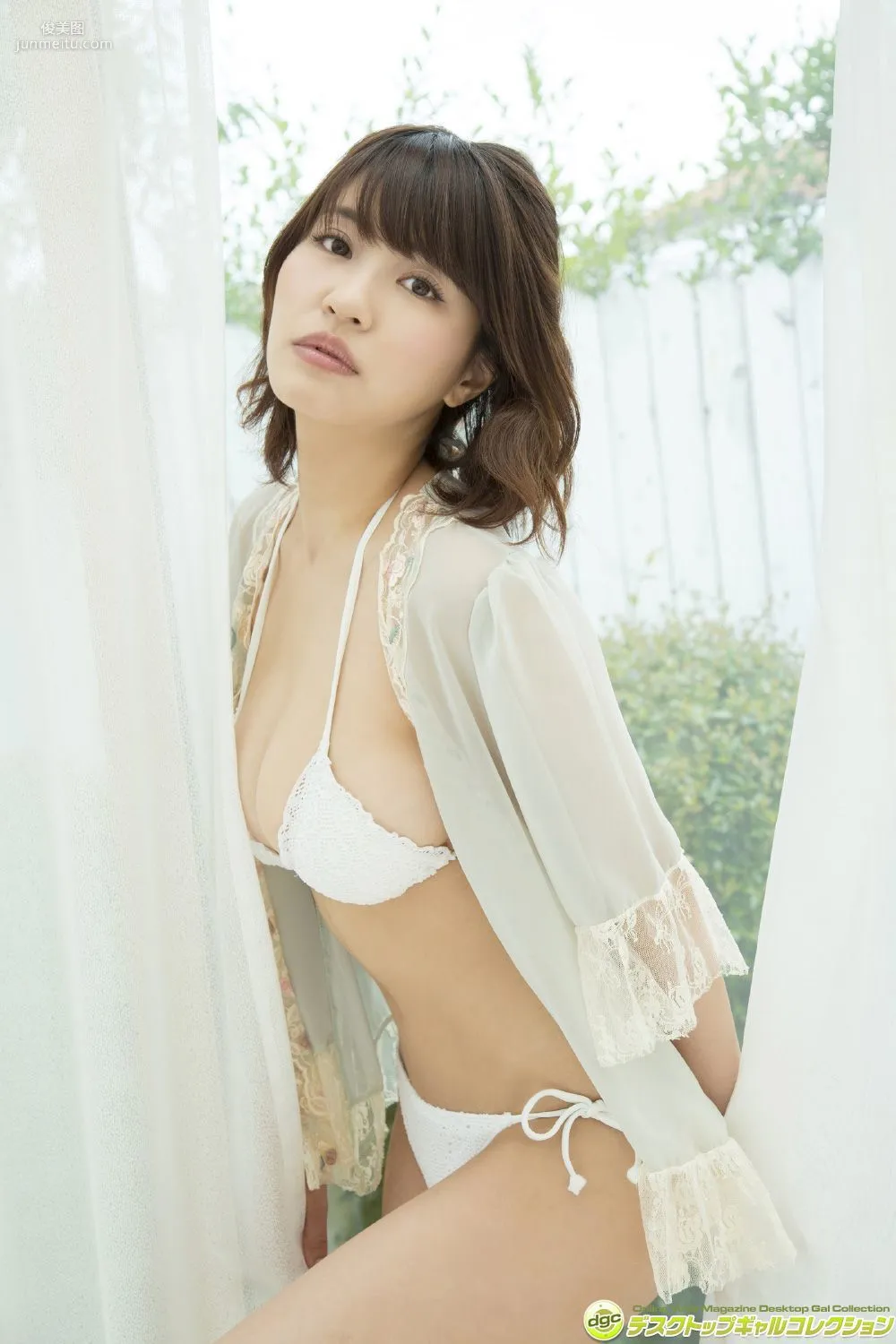 岸明日香《バスト９０★Ｇカップのゴージャスガール！》 写真集 [DGC] NO.1324 65