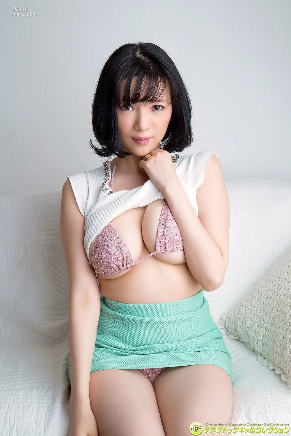 森下悠里《グラマラスで妖艶な雰囲気を醸すお姉さま！》写真集 [DGC] NO.1323 23