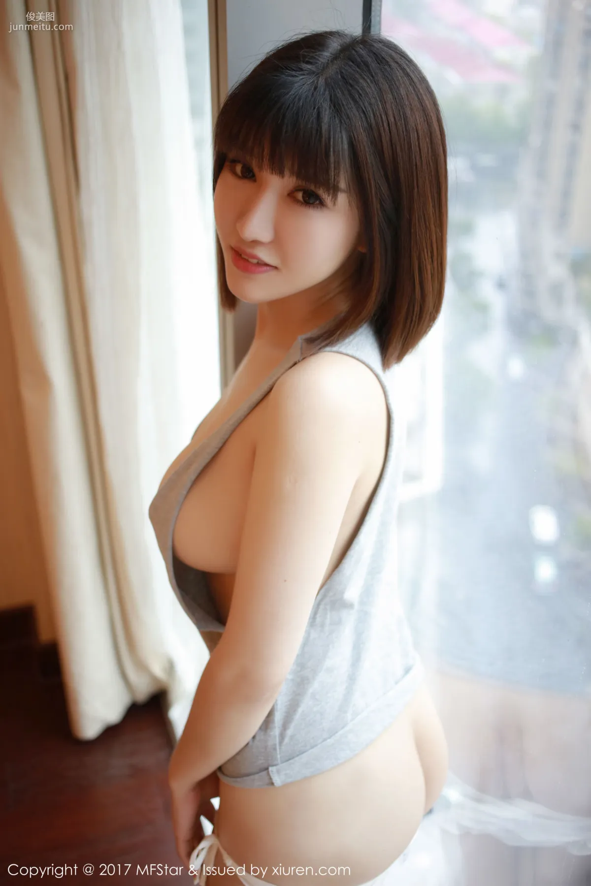 K8傲娇萌萌Vivian《诱人的小背心》 [模范学院MFStar] VOL.102 写真集35