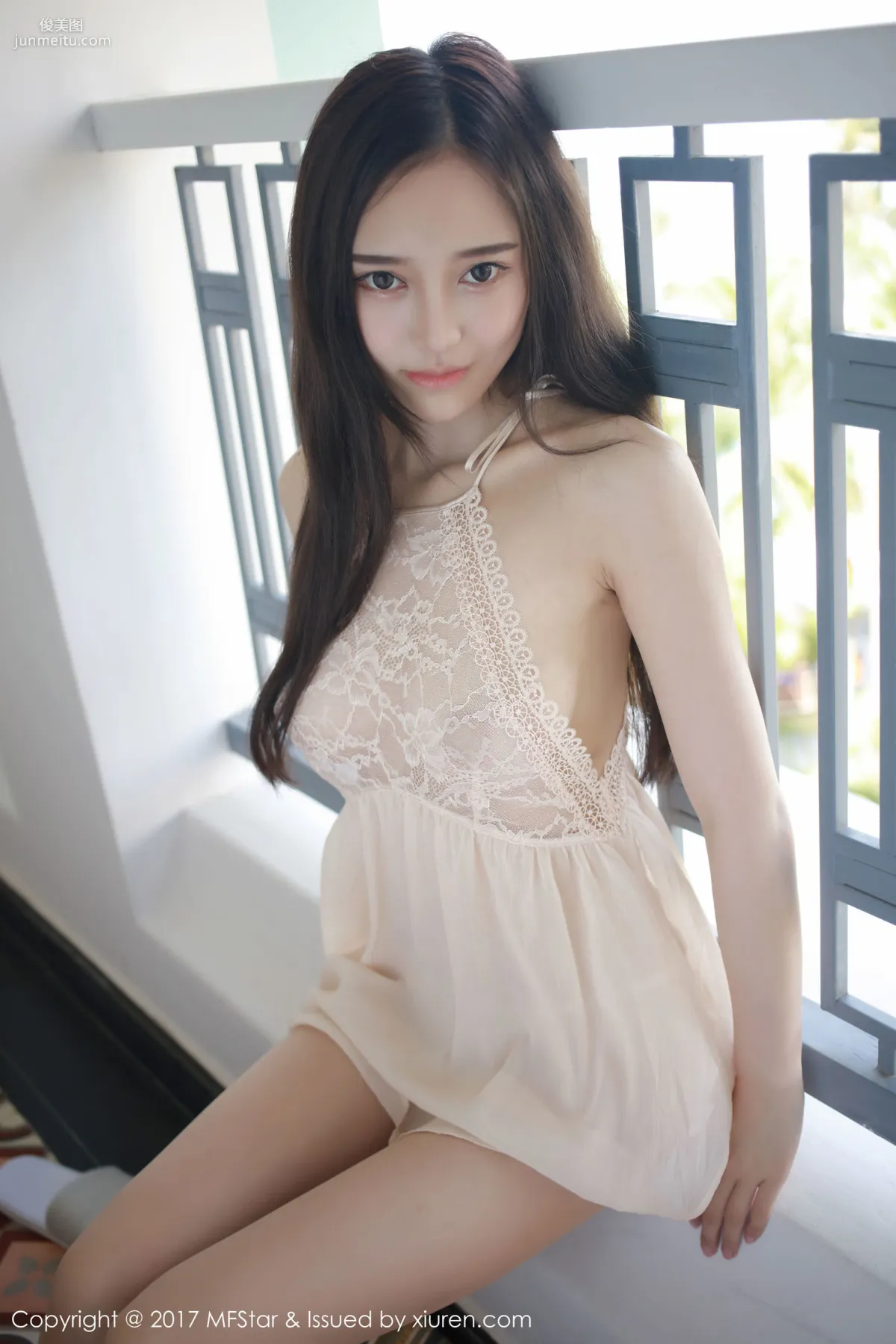 唐琪儿il《蕾丝服饰装扮下的美人》 [模范学院MFStar] VOL.101 写真集14