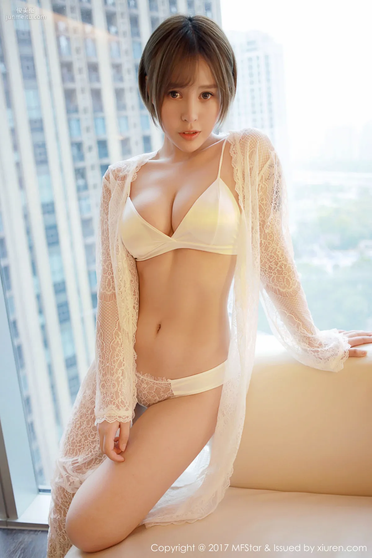 Evelyn艾莉《蕾丝半透内衣》 [模范学院MFStar] Vol.099 写真集24