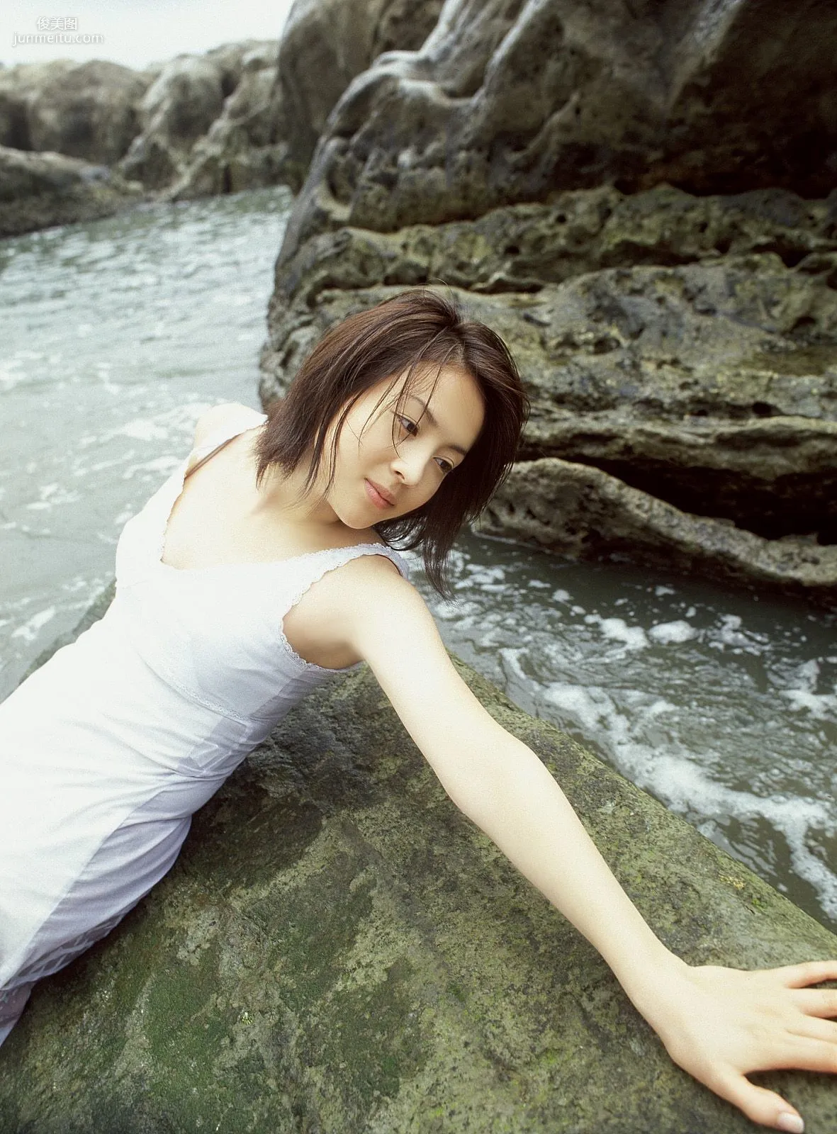 [NS Eyes] SF-No.197 Akiko Kinouchi 木内晶子 写真集35