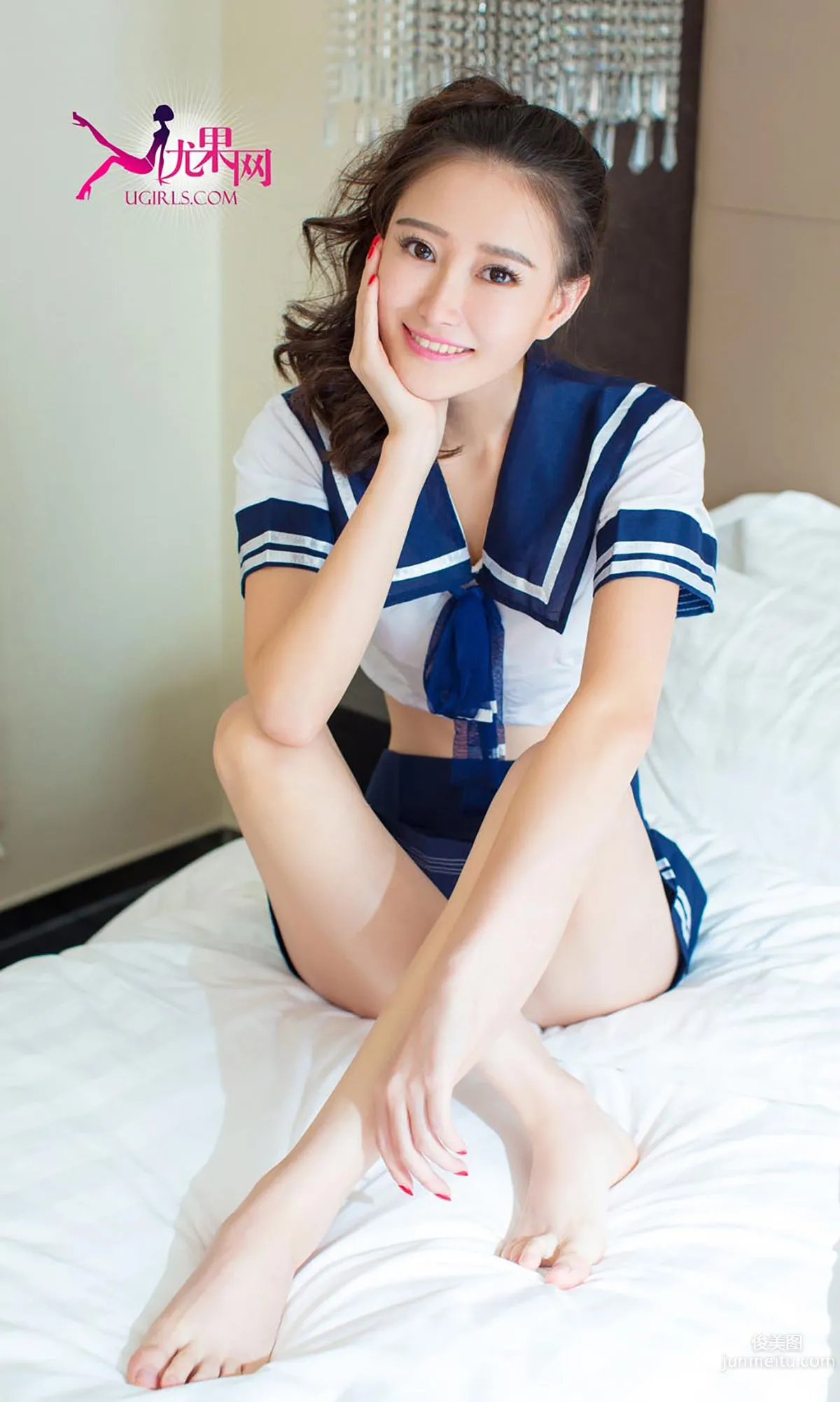 潇潇《爱你不迟到 潇潇潇同学》 [爱尤物Ugirls] No.151 写真集5