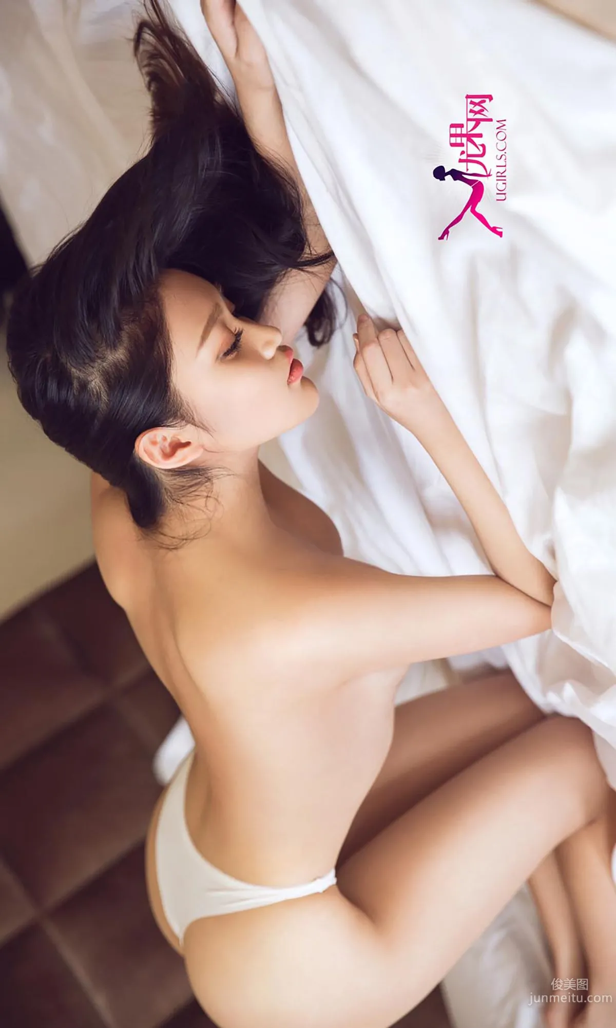 李允《轻熟女养成计划》 [爱尤物Ugirls] No.315 写真集39