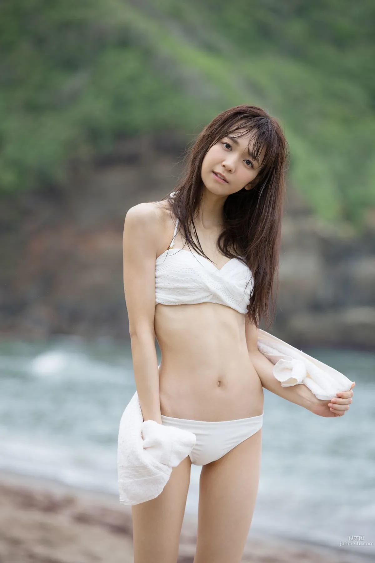 [Hello! Digital Books] Vol.159 宮崎由加 Yuka Miyazaki 写真集30