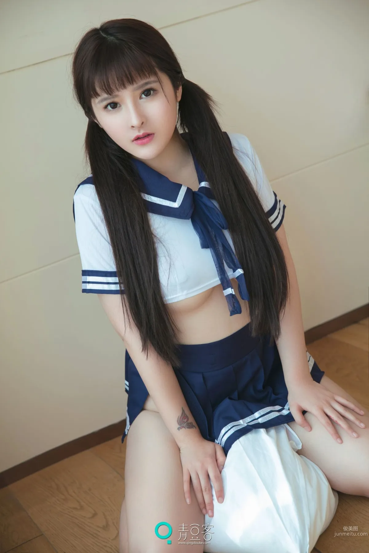 杨漫妮《性感大胸少女》 [青豆客] 写真集25