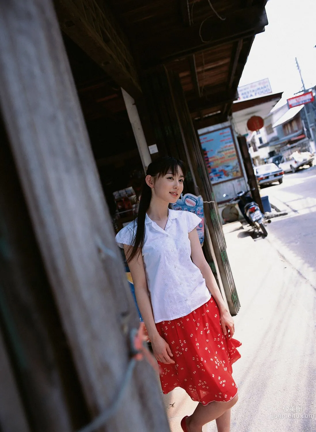 秋山莉奈《Watch Her Hip!》写真集 [YS Web] Vol.20017