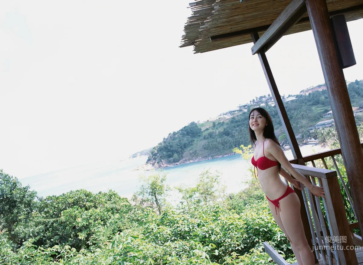 秋山莉奈《Watch Her Hip!》写真集 [YS Web] Vol.20050