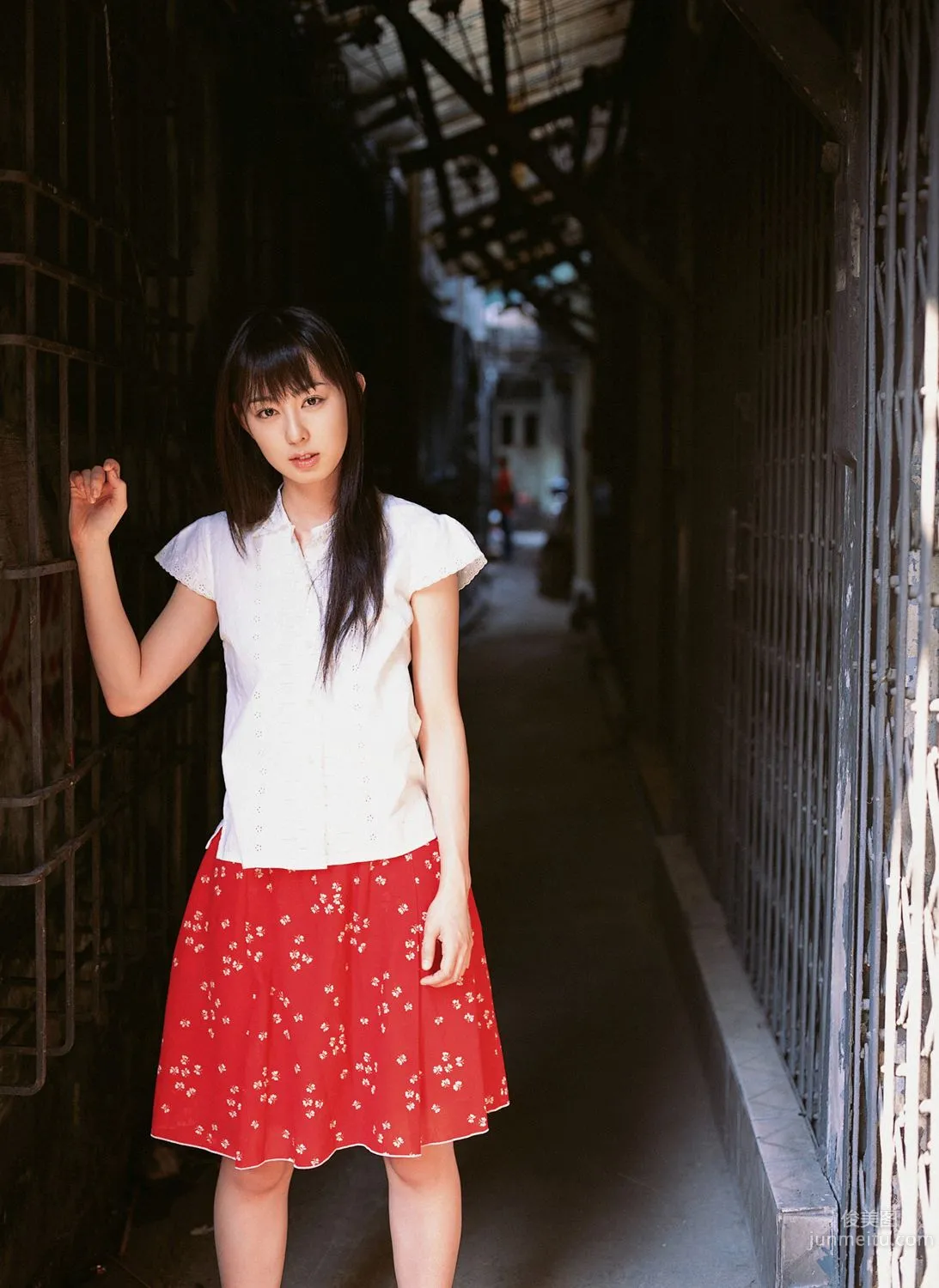 秋山莉奈《Watch Her Hip!》写真集 [YS Web] Vol.20013