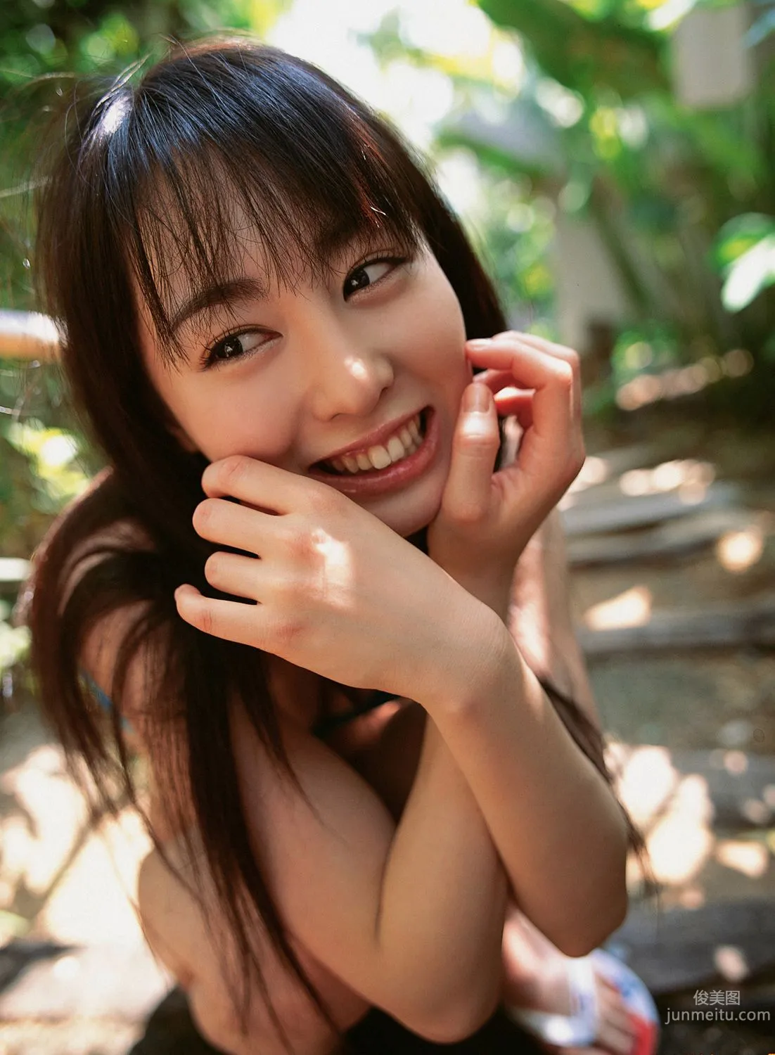 秋山莉奈《Watch Her Hip!》写真集 [YS Web] Vol.20010