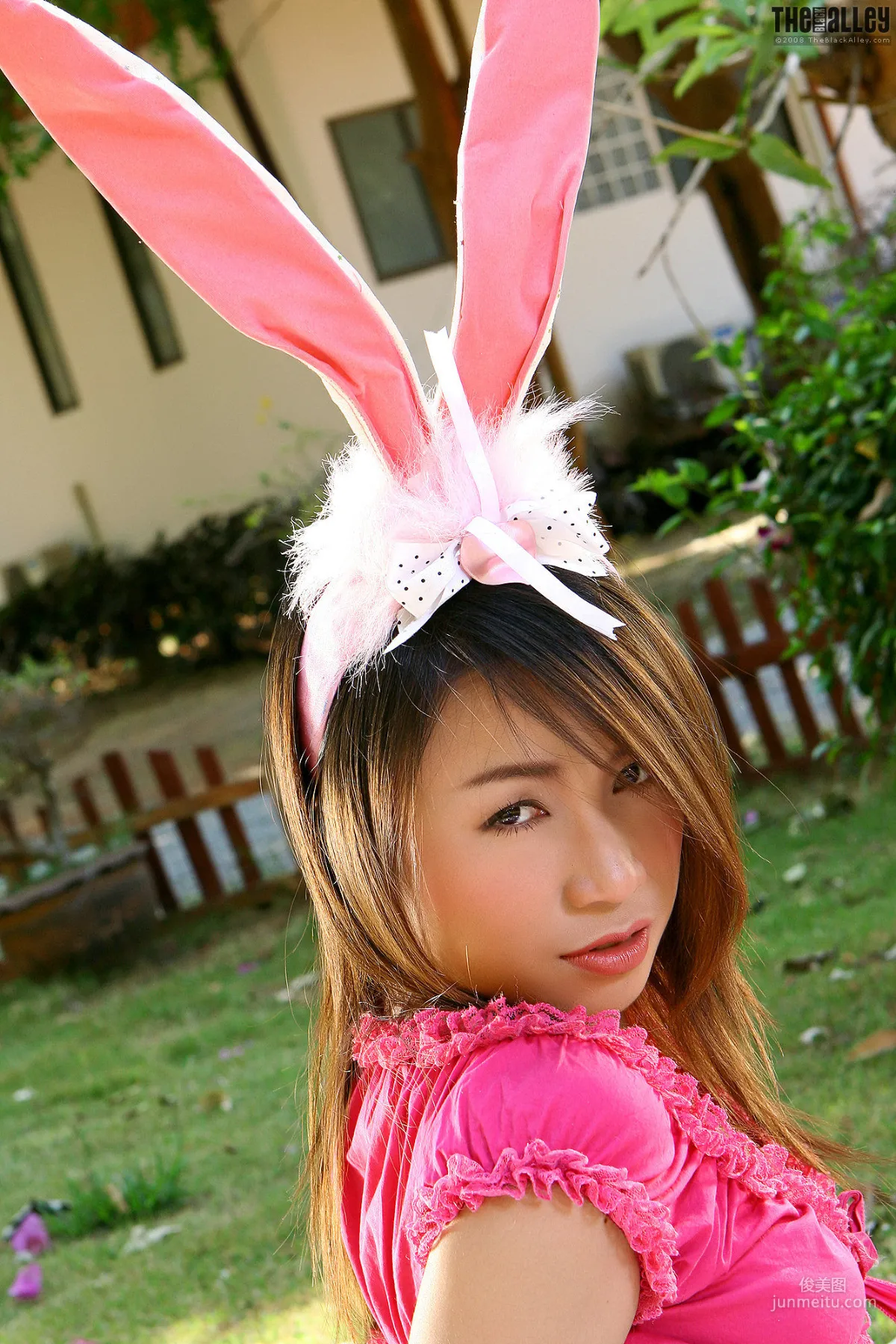 兔玩映画美少女Cosplay写真兔女郎系列第Vol.033期六花|柠檬皮
