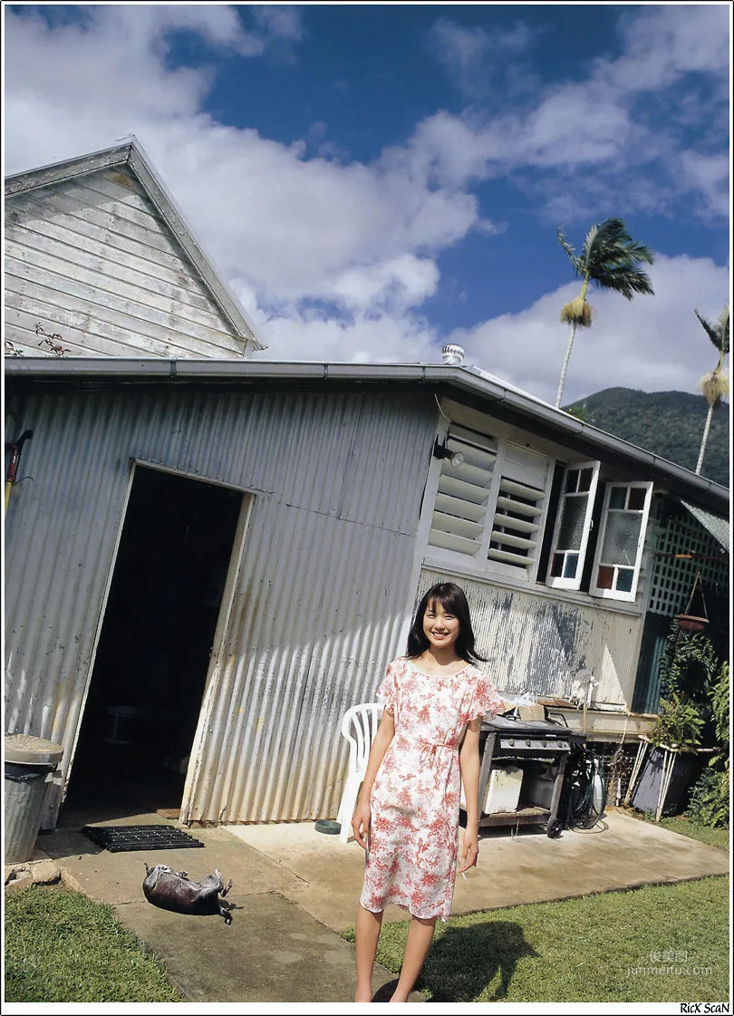 戸田恵梨香《Nature》 [Photobook] 写真集64