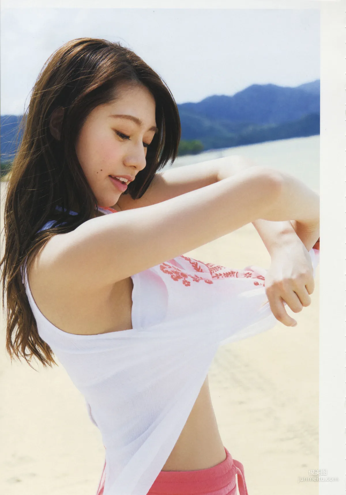 桜井玲香《自由ということ》 [PhotoBook] 写真集111