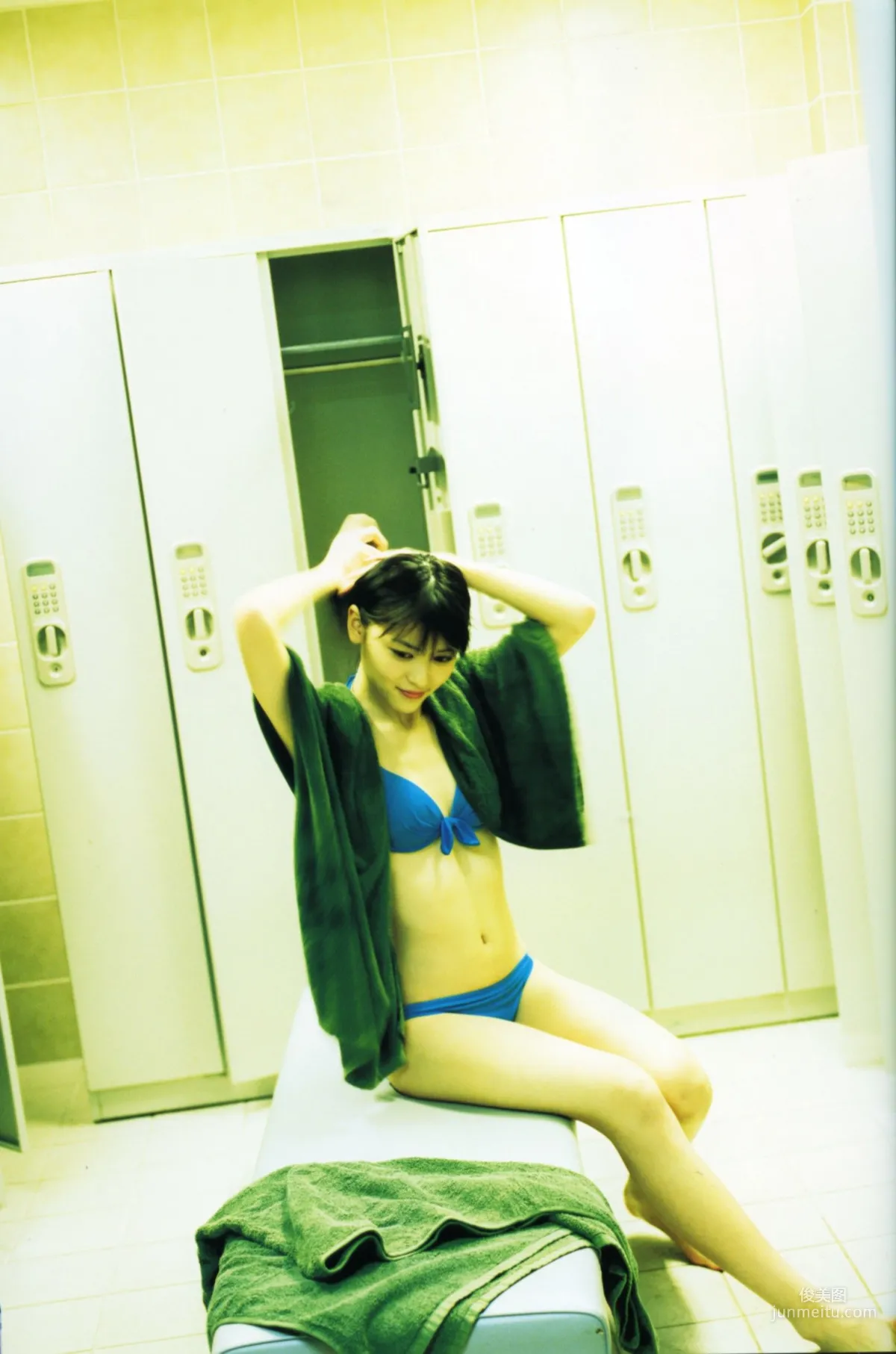 矢島舞美《Sousola》 [PhotoBook] 写真集47