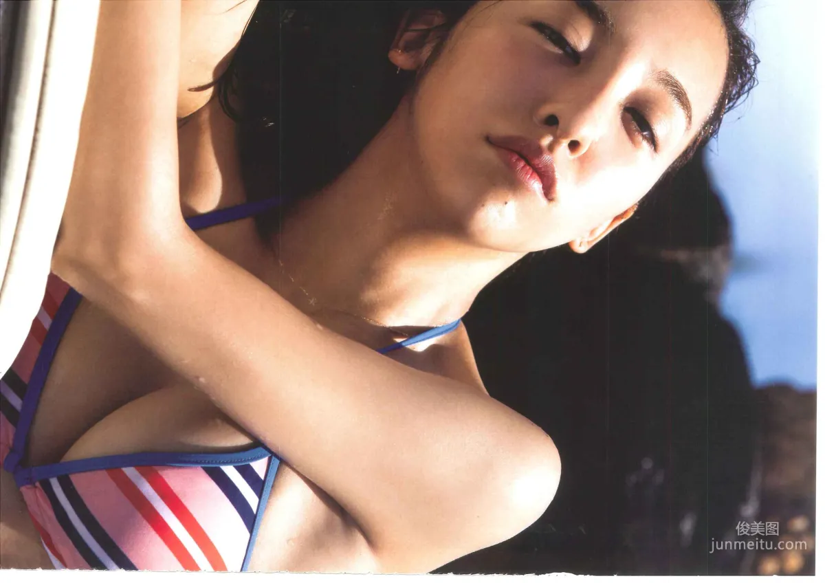 板野友美《release》 [PhotoBook] 写真集40