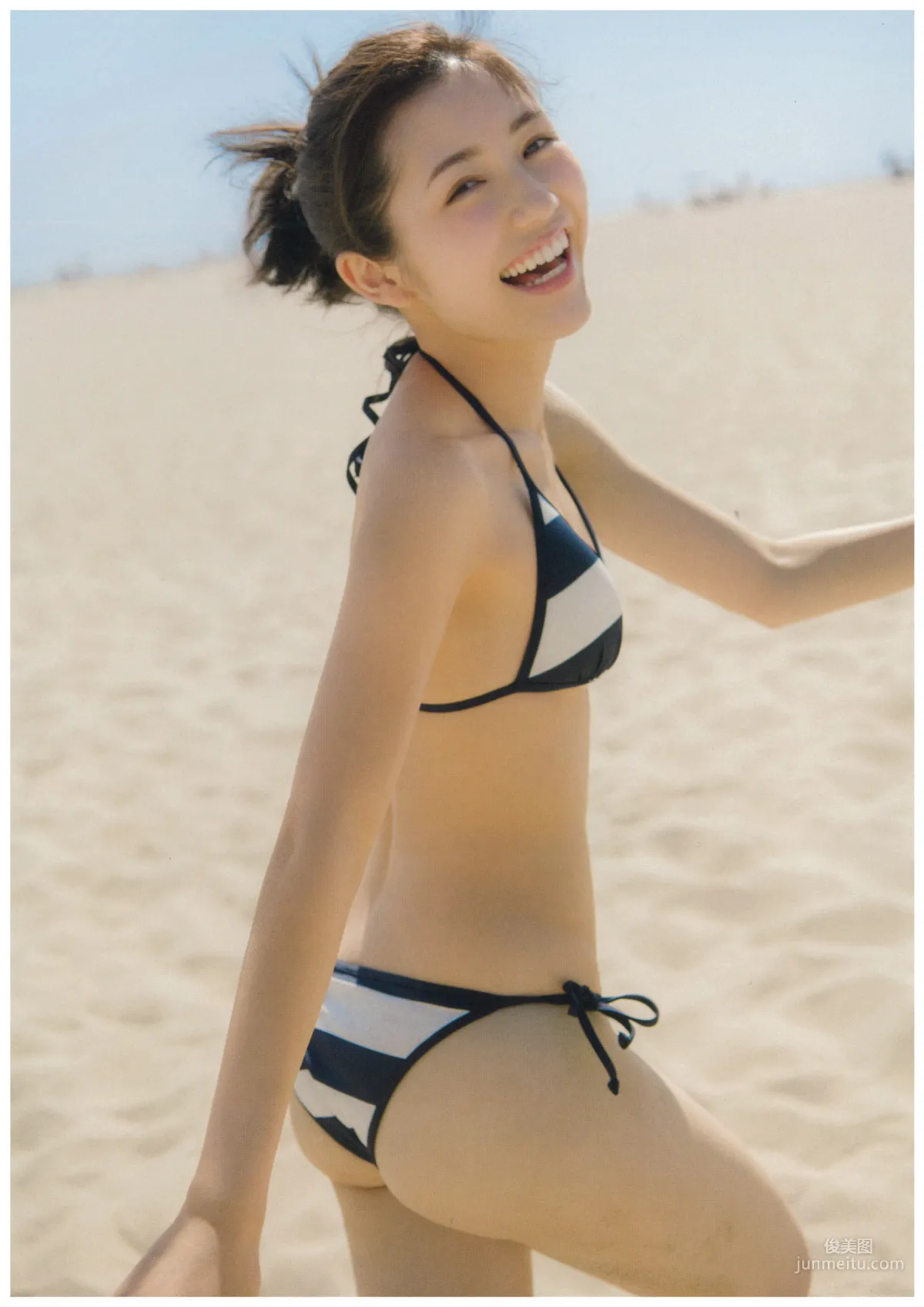 渡辺麻友『知らないうちに』 [PhotoBook] 写真集28