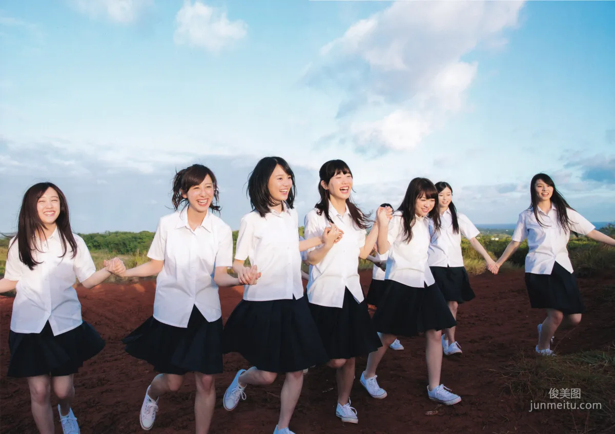 乃木坂46《极品正统清纯少女组合》 [PhotoBook] 写真集110