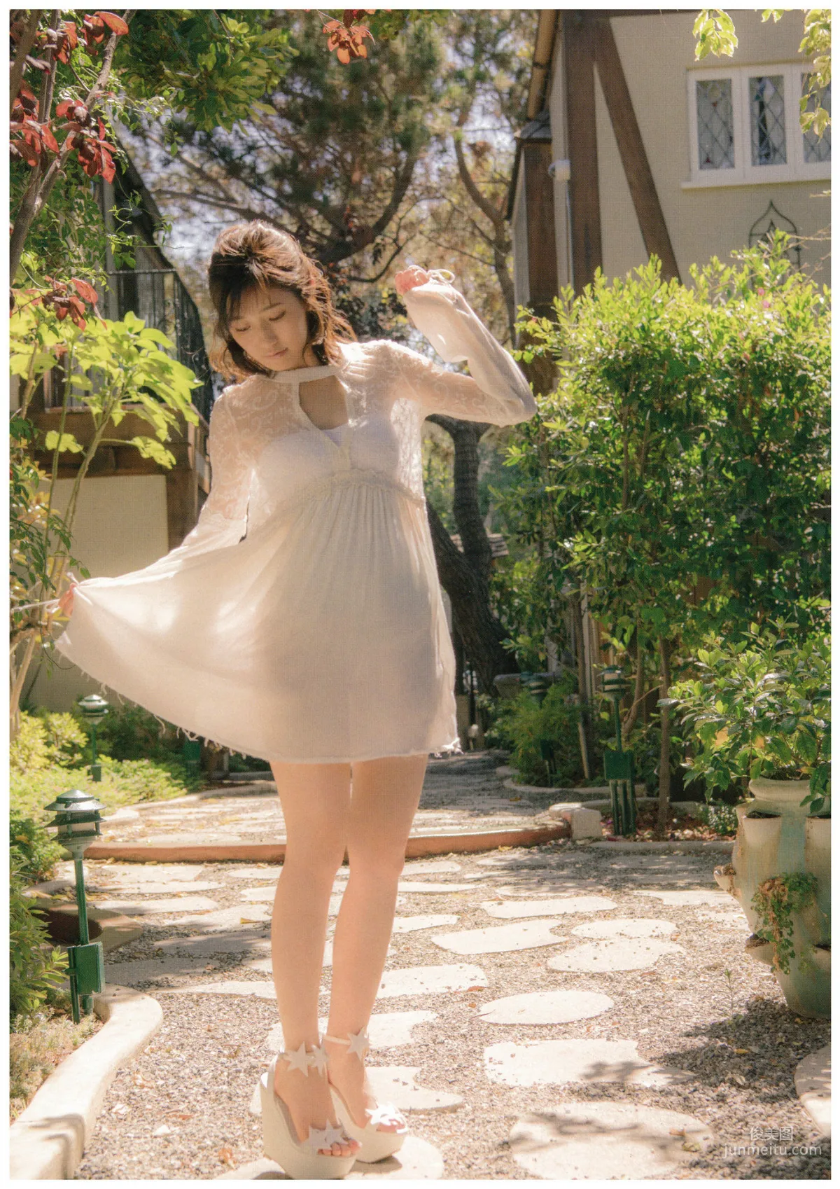 渡辺麻友『知らないうちに』 [PhotoBook] 写真集45