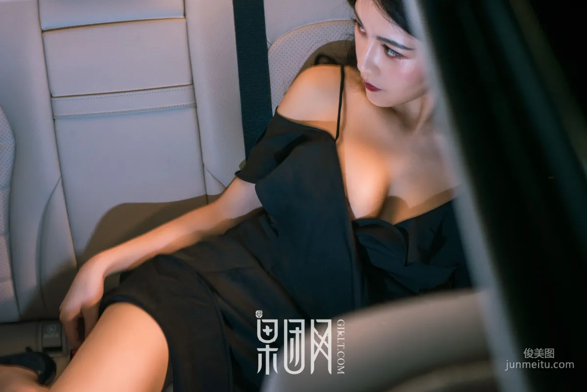 微微《美女vs豪车，你选择哪个！》 [果团网Girlt] No.107 写真集26