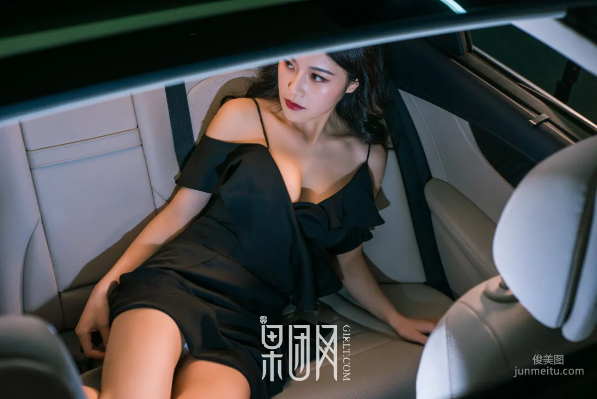 微微《美女vs豪车，你选择哪个！》 [果团网Girlt] No.107 写真集24